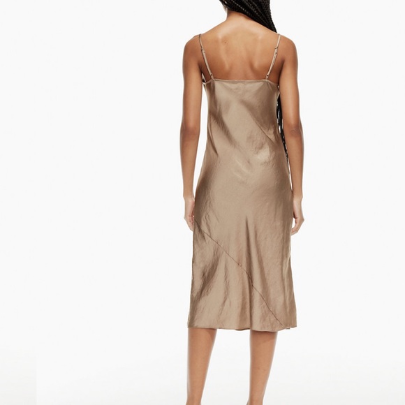 Aritzia Dress ✨ - Picture 10 of 12